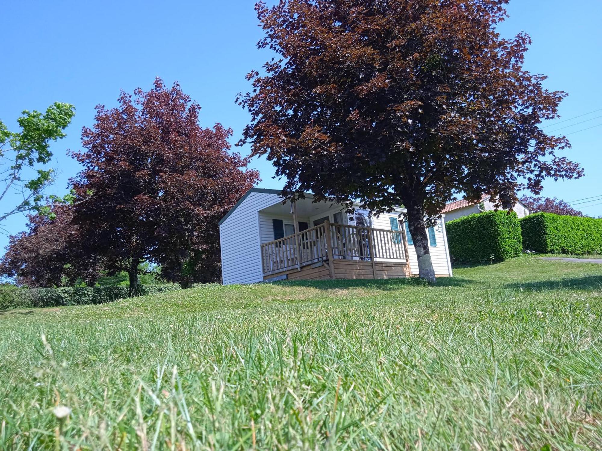 Hotel Olydea Le Lambon - Prailles-La-Couarde Esterno foto